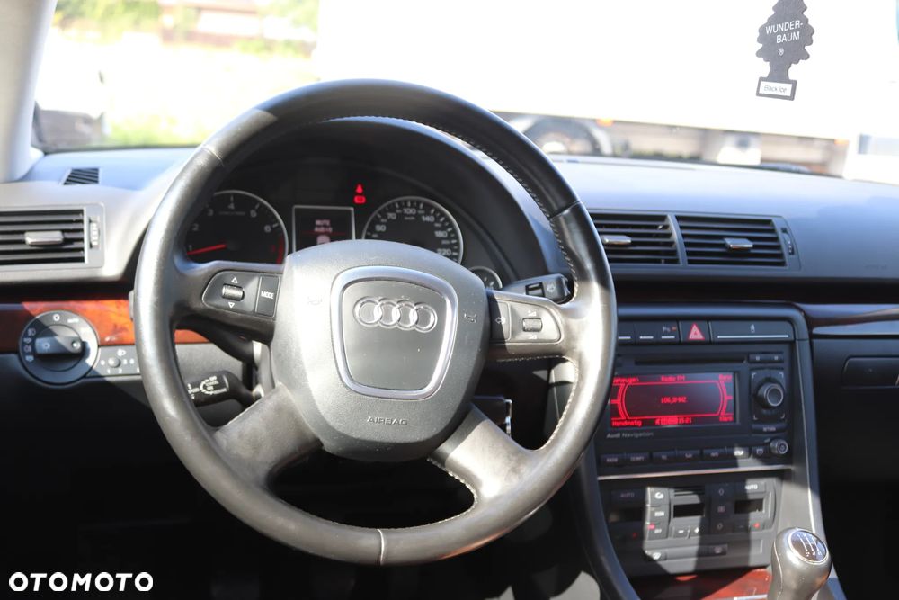Audi A4 Limousine 1.8 T - 28