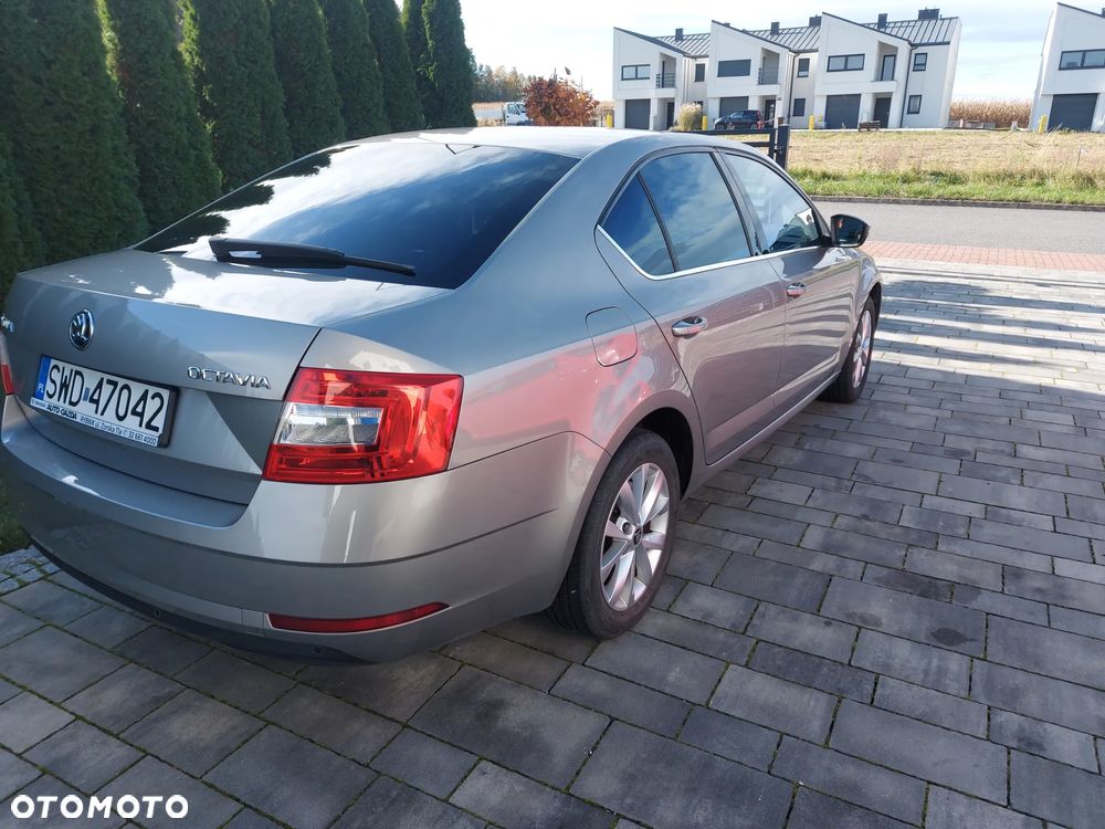 Skoda Octavia 1.4 TSI Ambition - 5