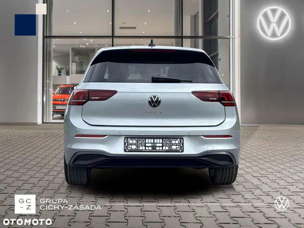 Volkswagen Golf - 5