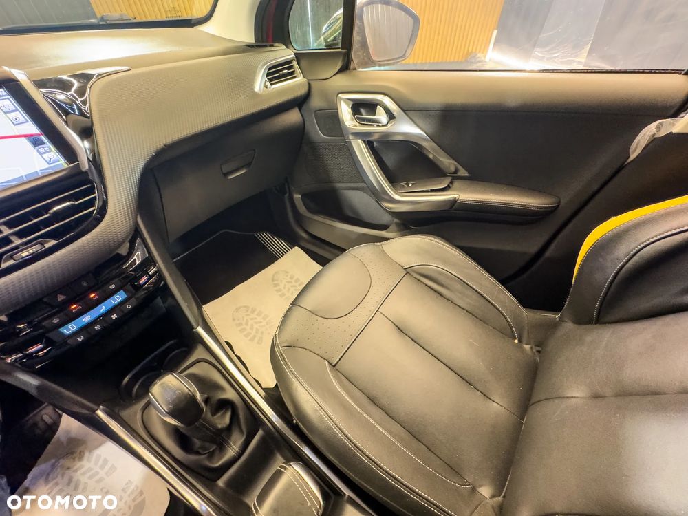 Peugeot 2008 PureTech 82 Allure - 33