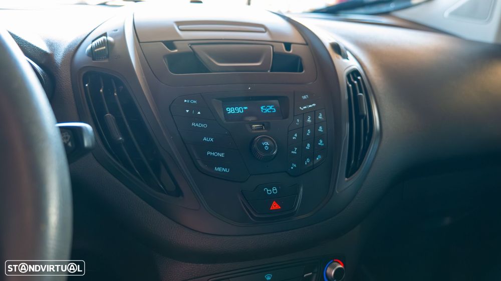 Ford Tourneo Courier 1.5 TDCi Ambiente - 12