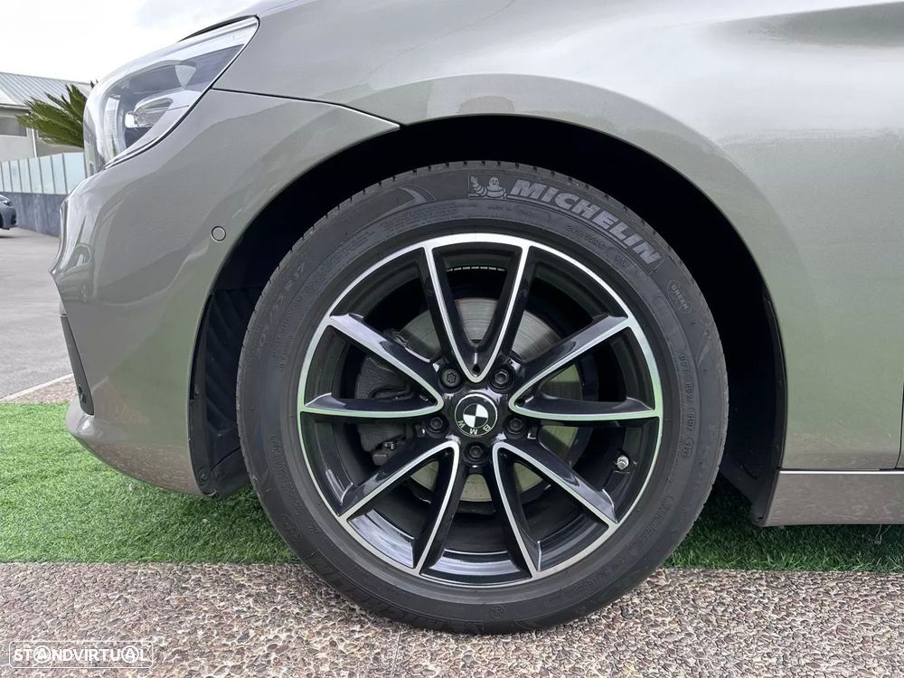 BMW 218 Active Tourer d Line Sport - 17