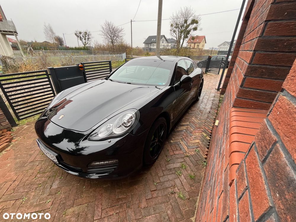 Porsche Panamera - 12
