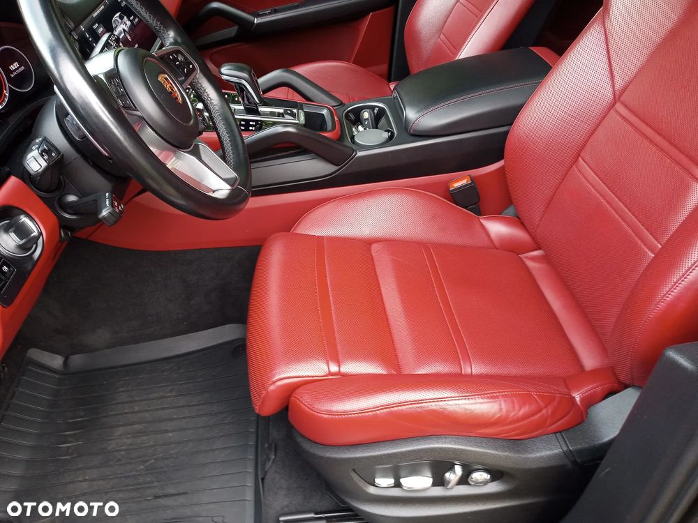 Porsche Cayenne Platinum Edition - 29