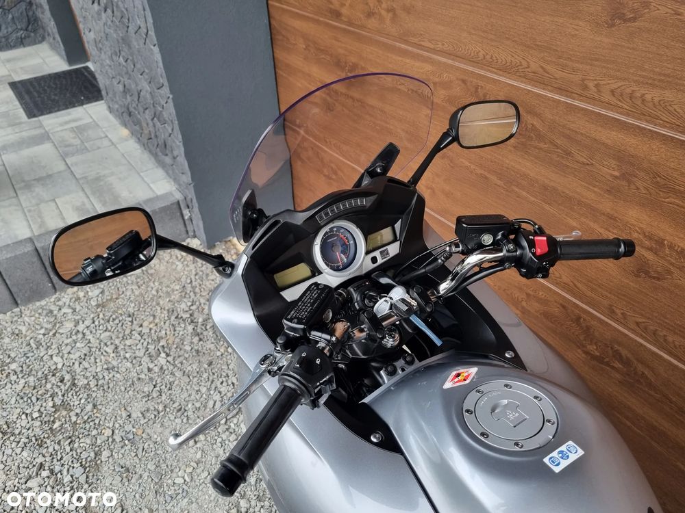 Honda CBF - 15