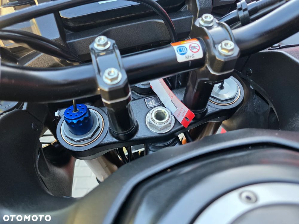 Honda CRF - 19