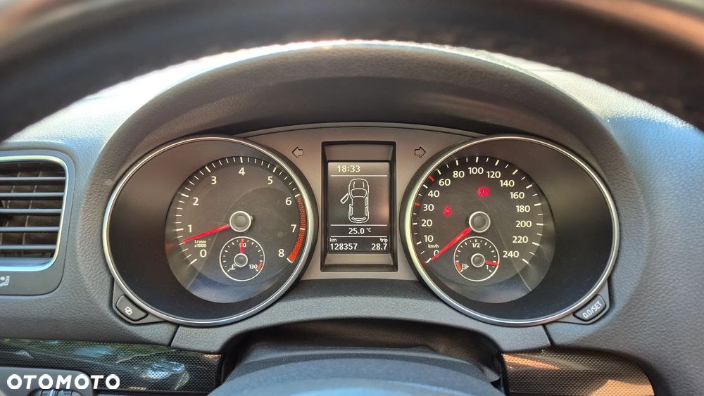 Volkswagen Golf 1.6 Comfortline - 17