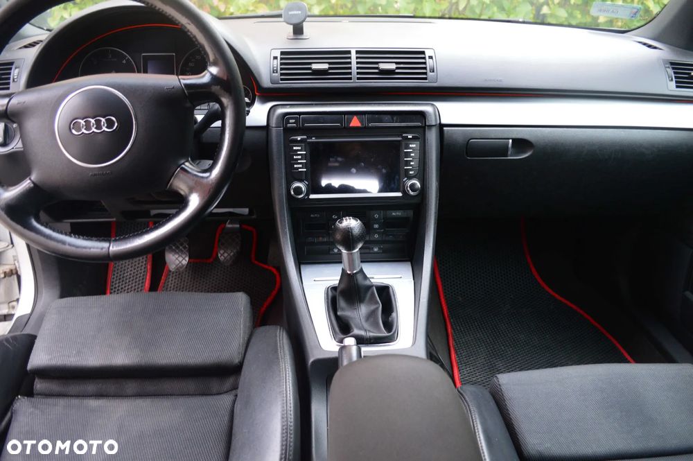 Audi A4 Avant - 17