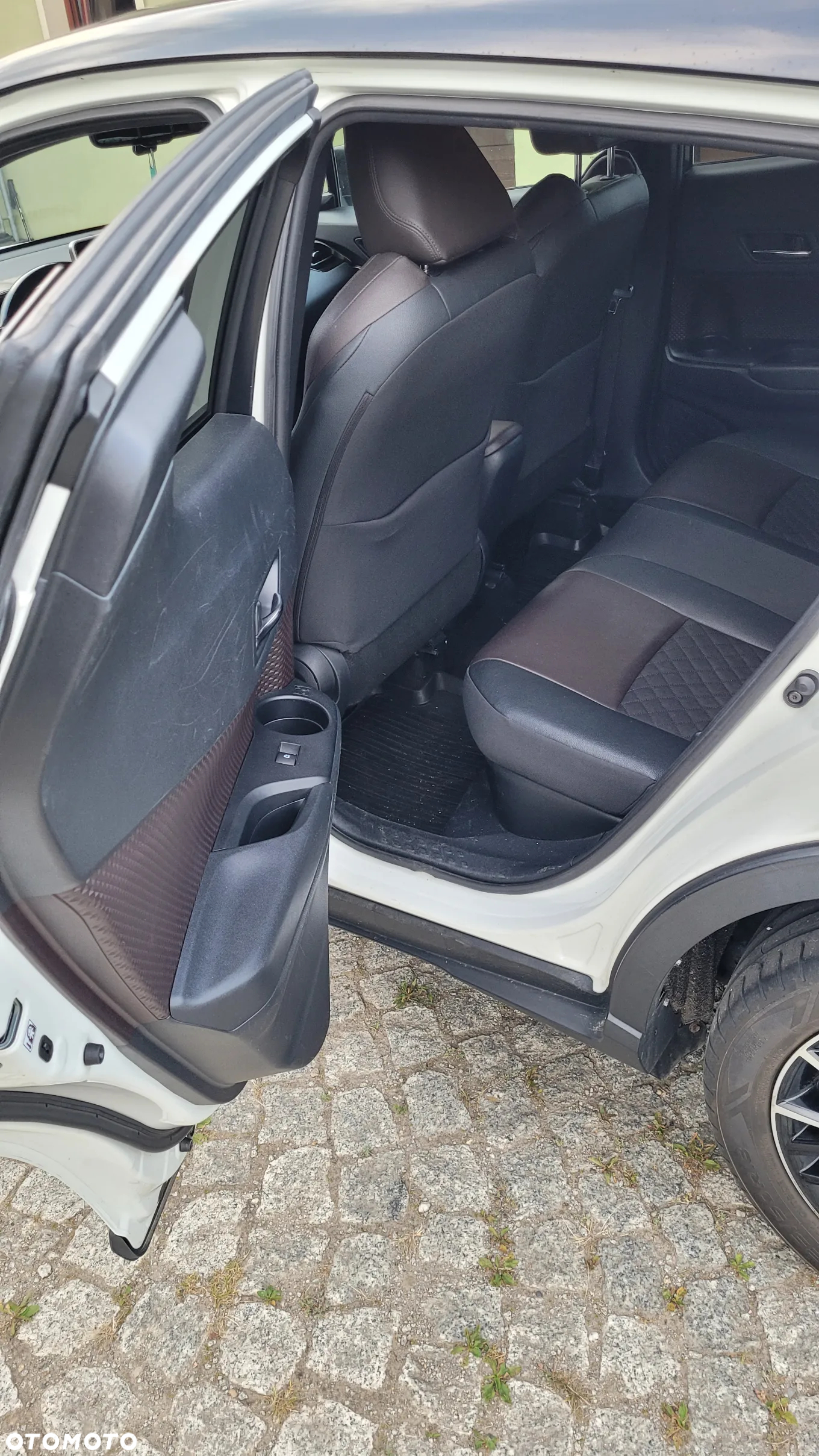 Toyota C-HR 1.8 Hybrid Prestige - 14