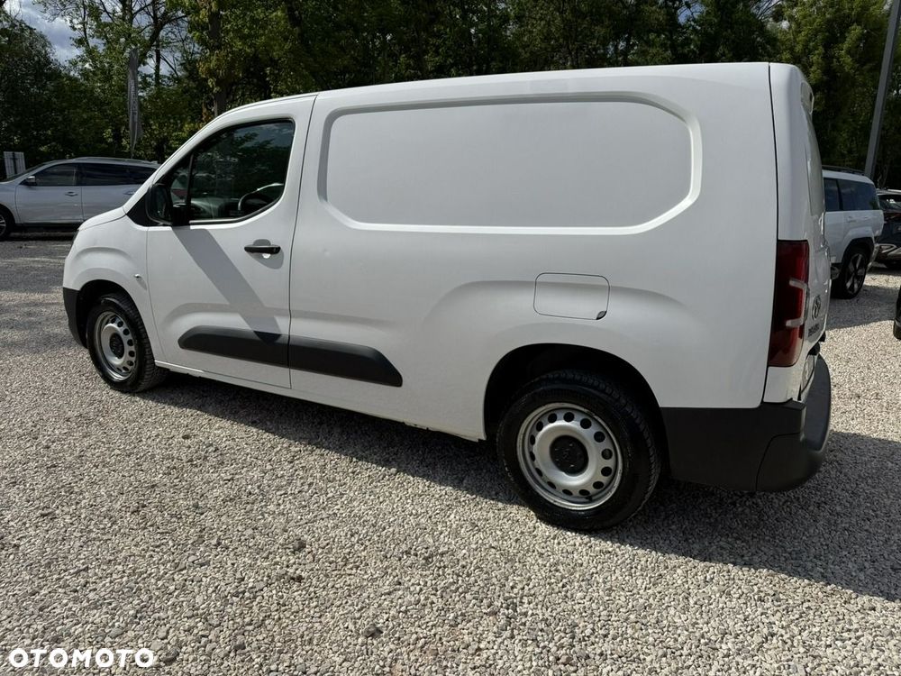 Toyota Proace City - 7