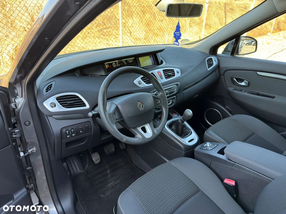 Renault Scenic 1.6 16V Expression - 15