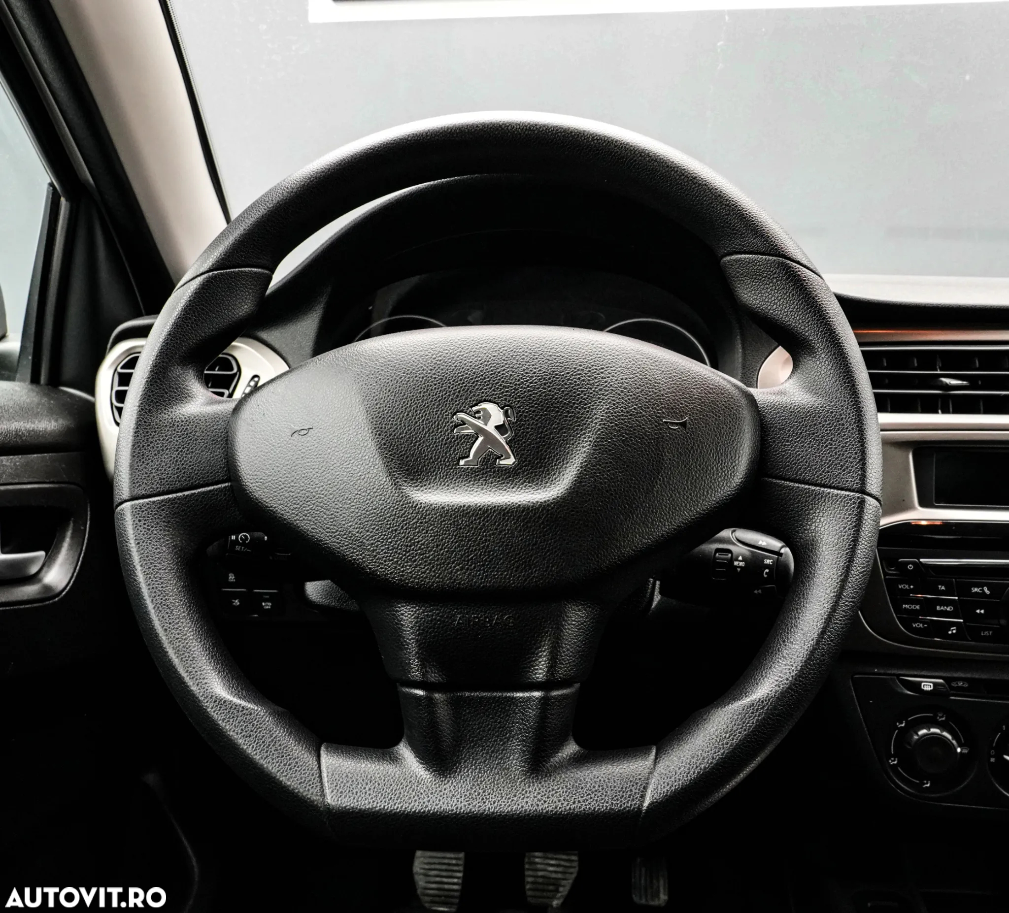 Peugeot 301 1.5 BlueHDI FAP Allure - 18