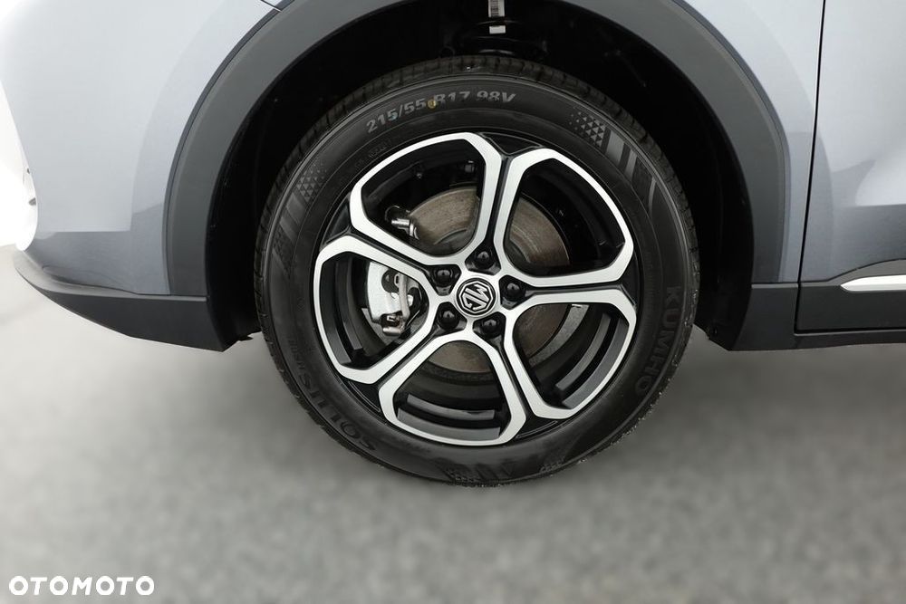 MG ZS - 18