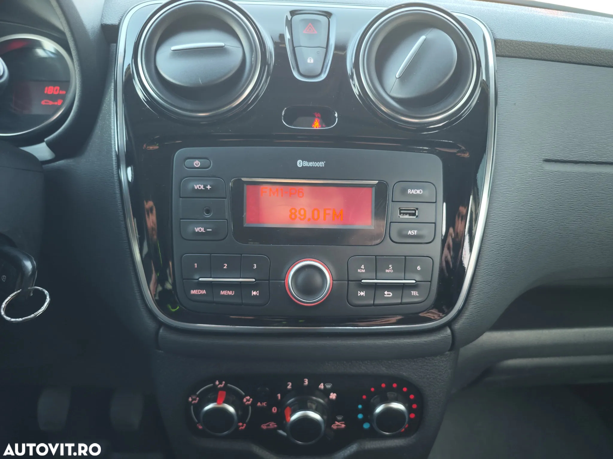 Dacia Dokker 1.6 SCe Ambiance - 22