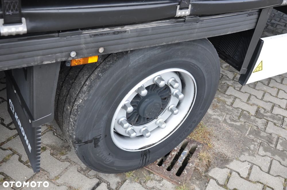 Krone MEGA PODNOSZONA OŚ - 13