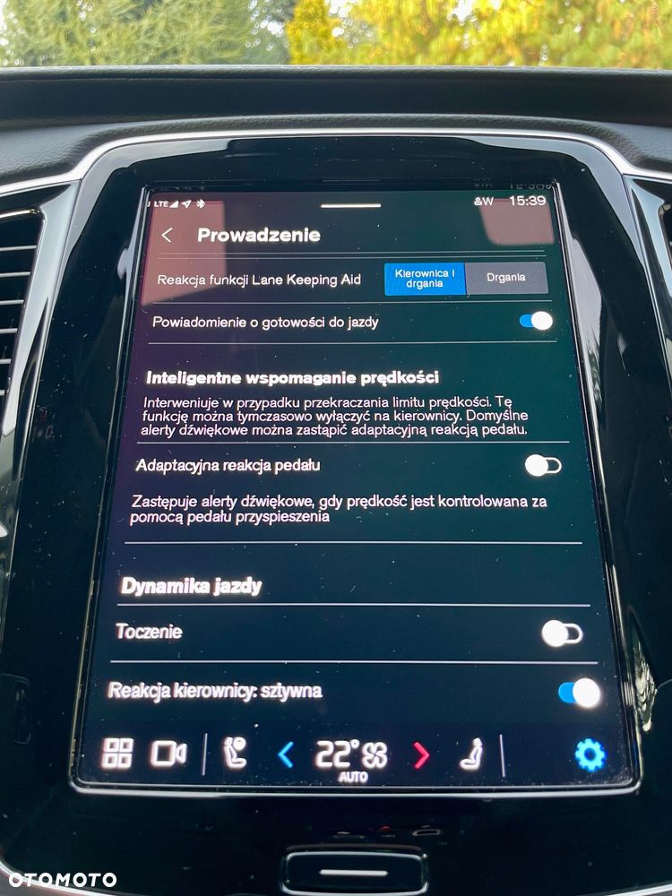 Volvo XC 90 T8 AWD Plug-In Hybrid Plus Dark 7os - 27