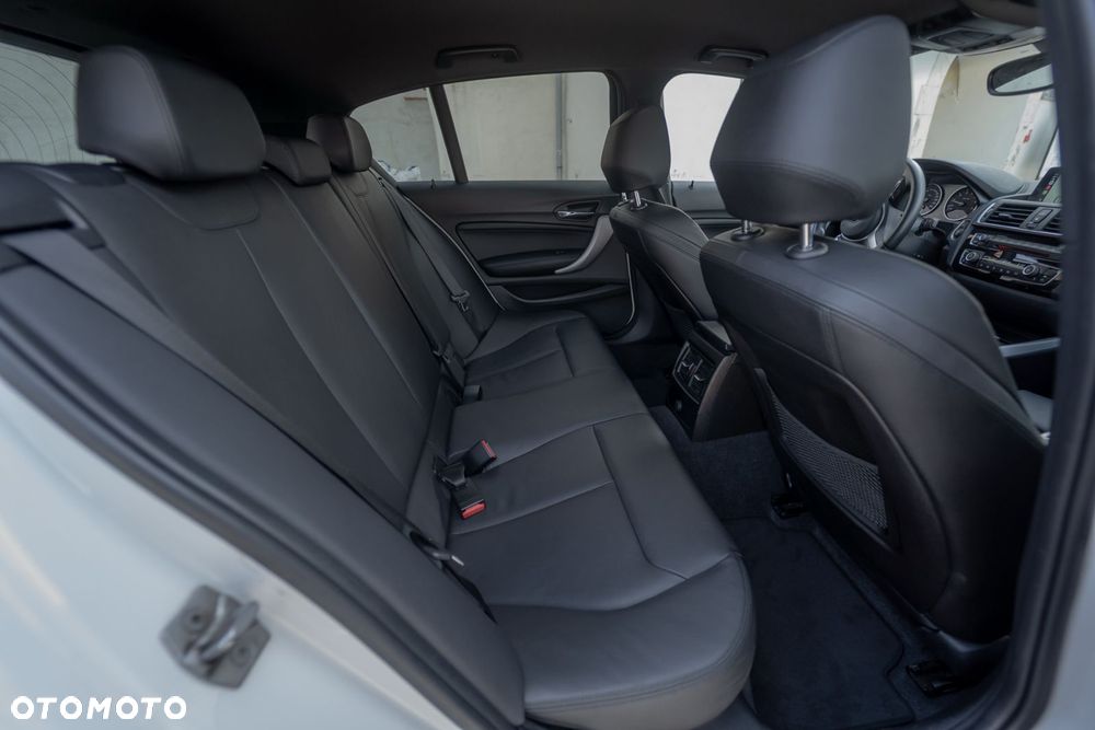 BMW Seria 1 M140i xDrive Shadow sport - 25