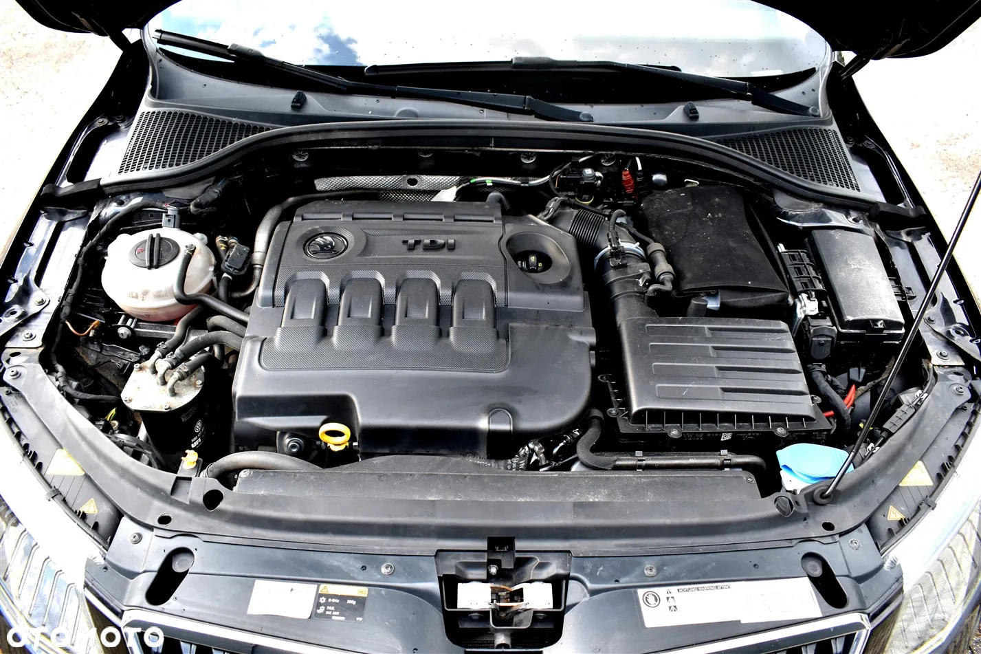 Skoda Octavia 2.0 TDI (Green tec) DSG L&K - 40