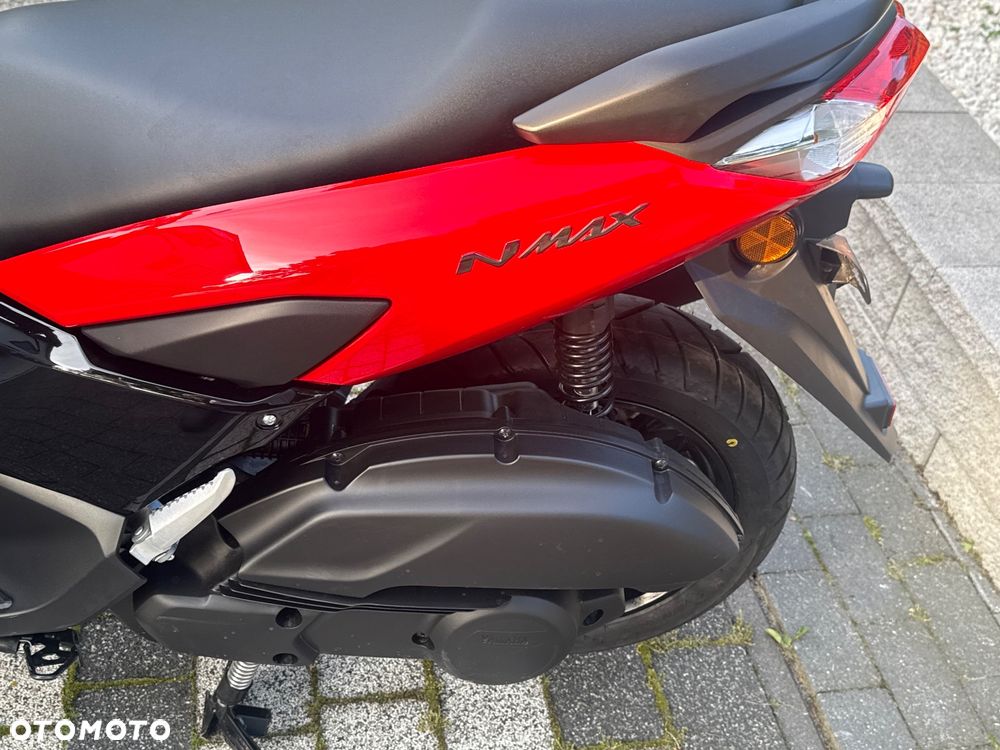 Yamaha NMAX - 8