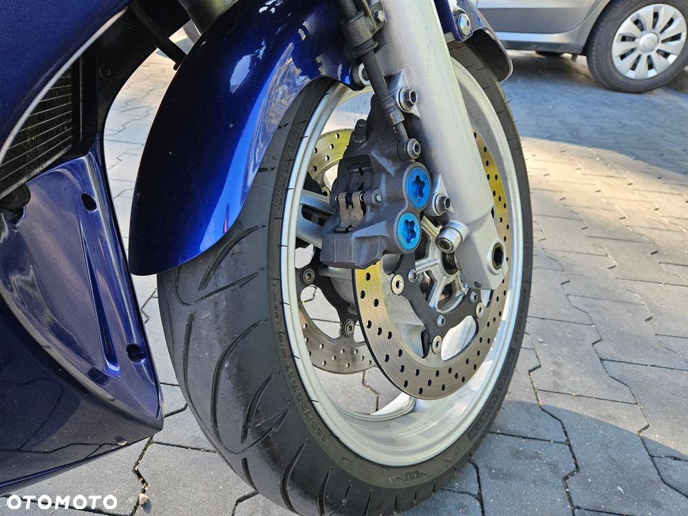 Yamaha FJR - 14
