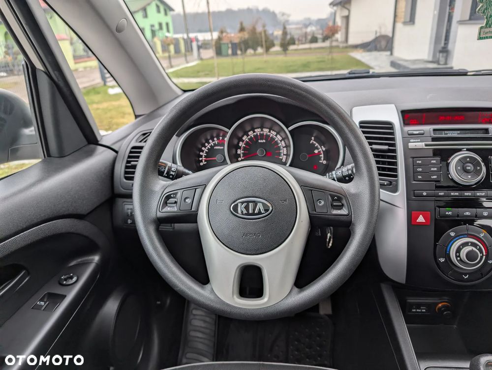 Kia Venga 1.4 L - 25