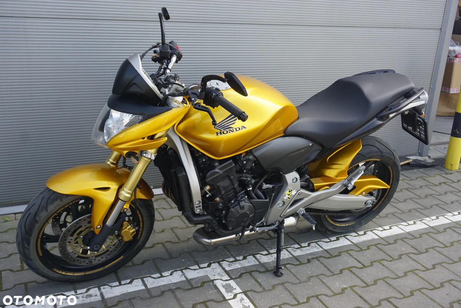 Honda Hornet - 11