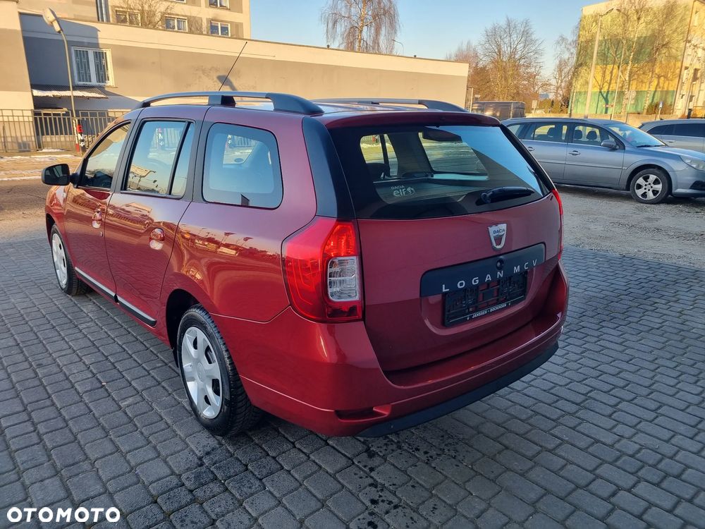 Dacia Logan SCe 75 Essential - 4
