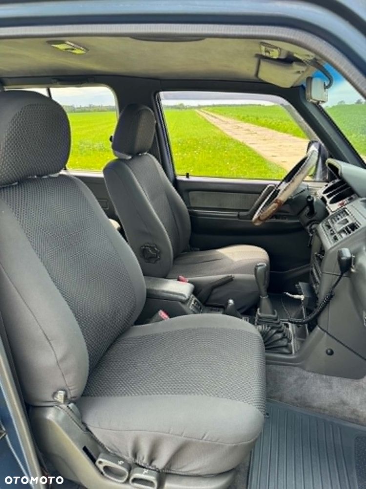 Mitsubishi Pajero 2.5 TD GL - 15