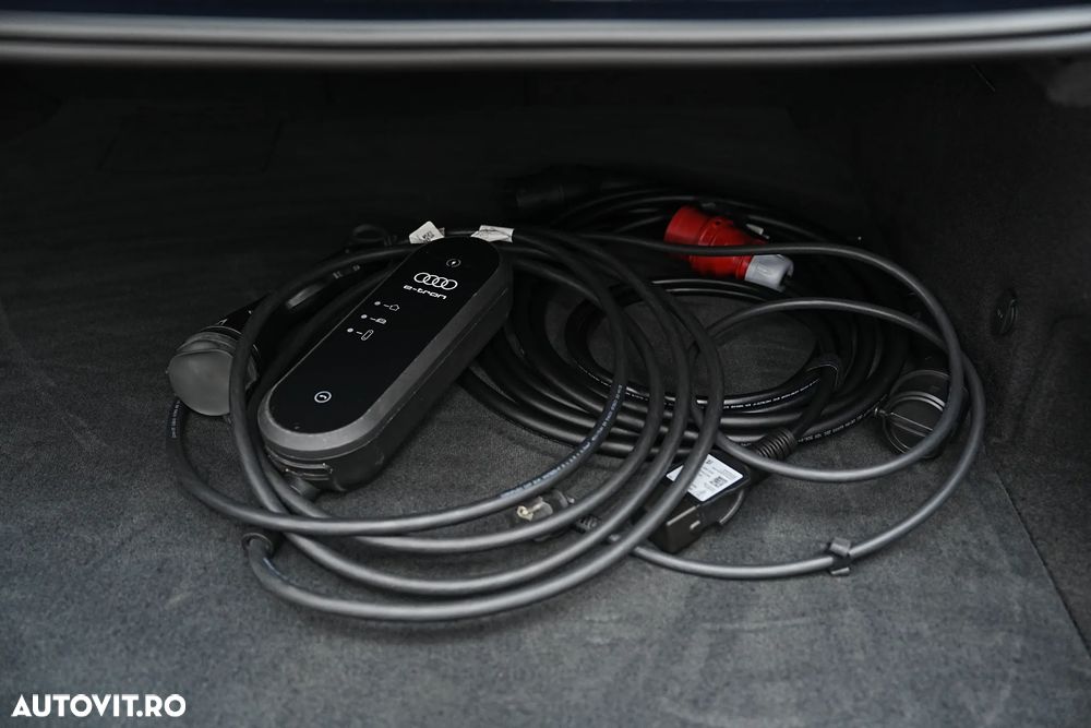 Audi A6 50 TFSI e quattro S tronic design - 39