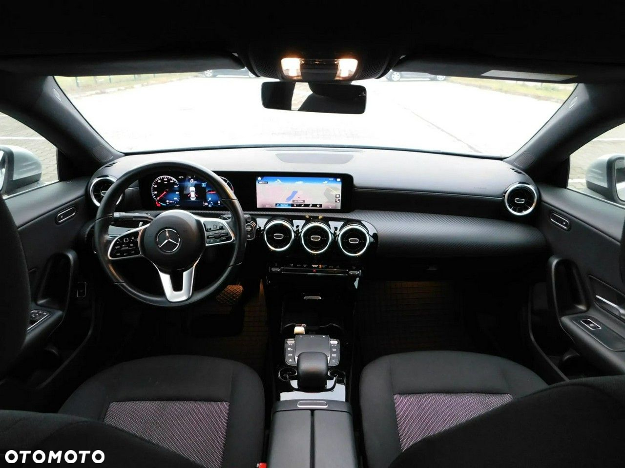 Mercedes-Benz CLA 200 d 8G-DCT - 10
