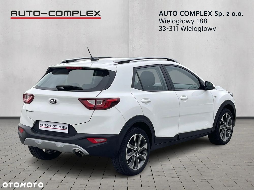 Kia Stonic 1.4 L - 5