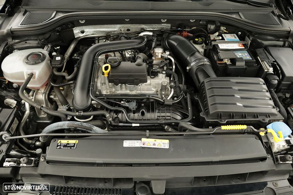 VW Golf 1.0 TSI Life - 24