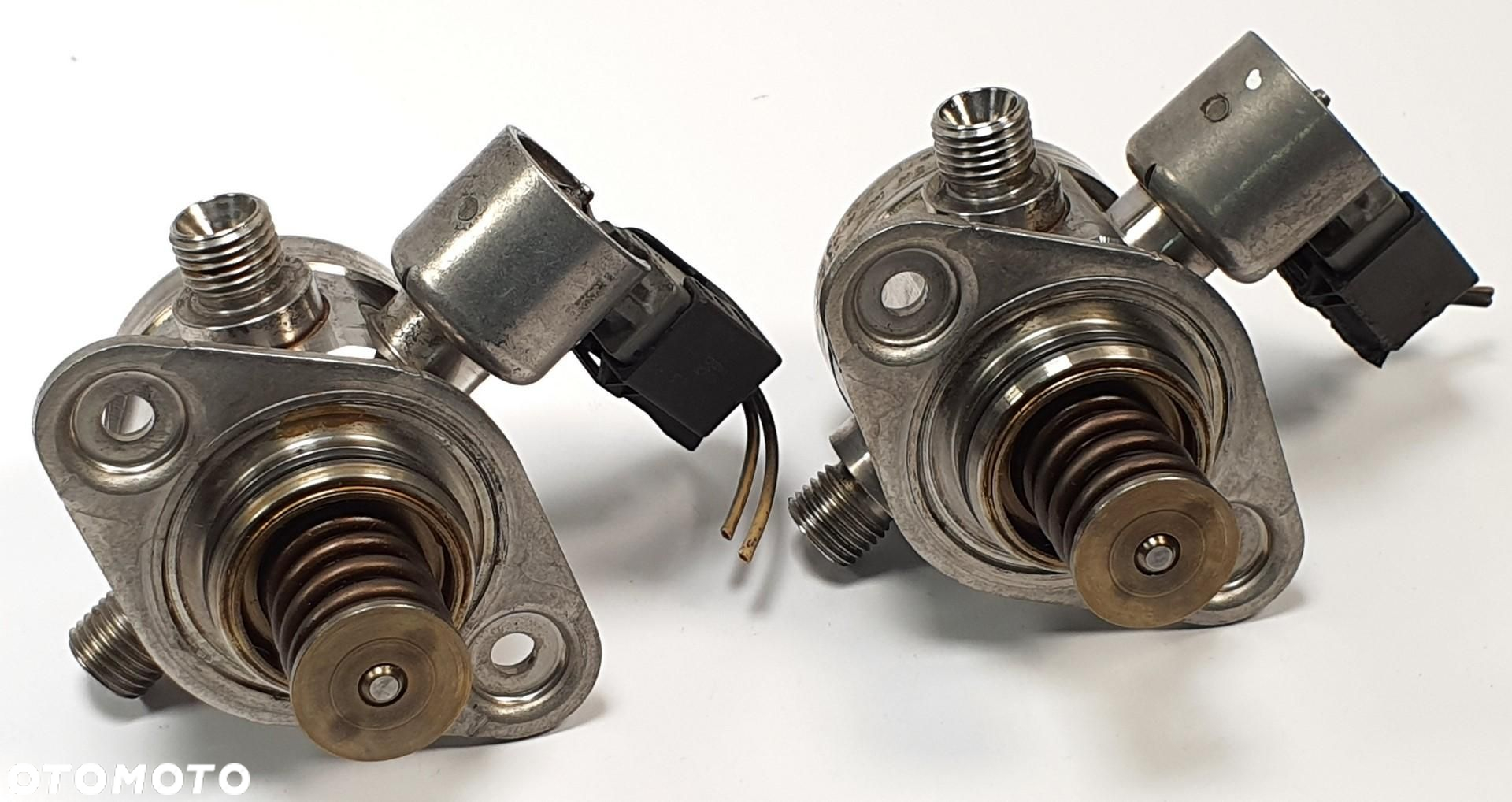 POMPA WTRYSKOWA PALIWA PALIWOWA BMW 5 F10 4.4 V8 7595339 - 2