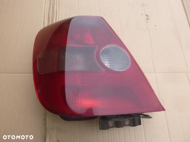 LAMPA LEWY TYŁ LEWA TYLNA HONDA CIVIC VII 3D HB - 4