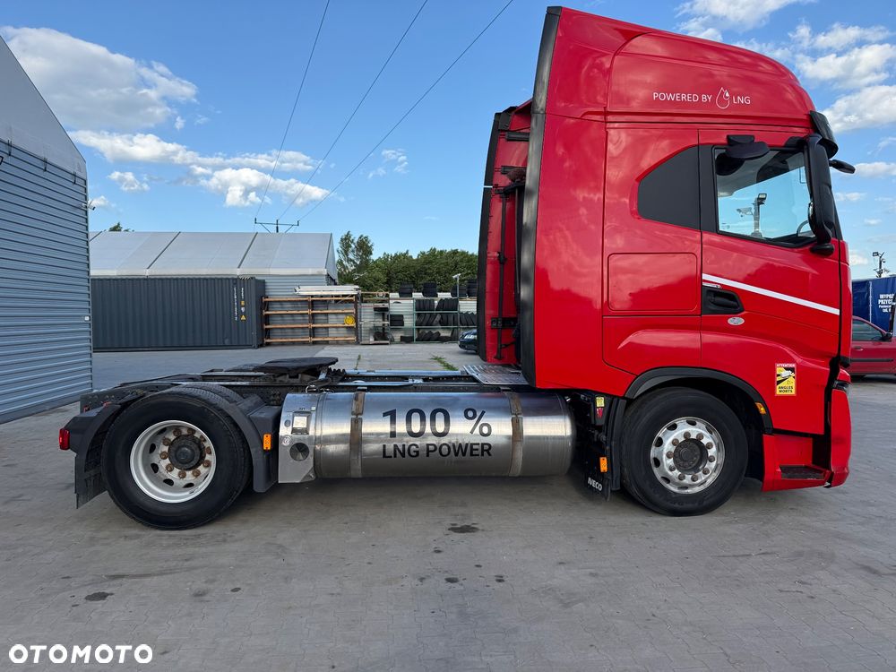 Iveco S-Way - 4