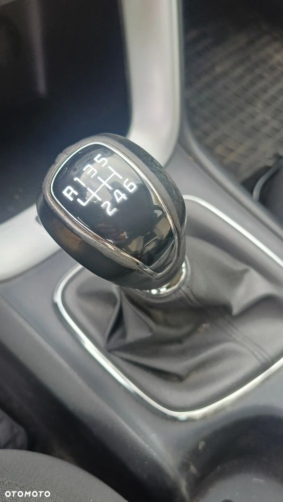 Kia Ceed 1.4 CVVT Dream Team Edition - 2