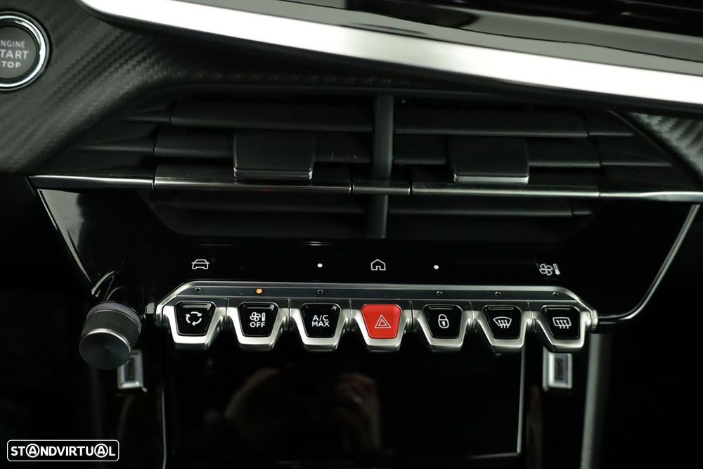 Peugeot e-2008 54 kWh Allure - 13
