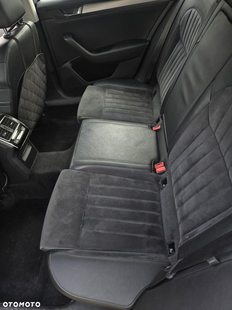 Skoda Superb 2.0 TDI Ambition DSG - 6