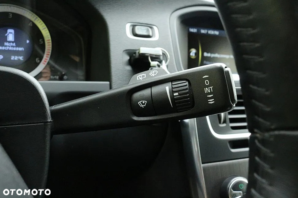 Volvo V60 D3 Geartronic Momentum - 29