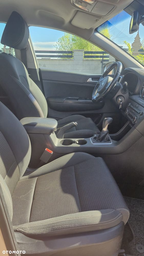 Kia Sportage - 11