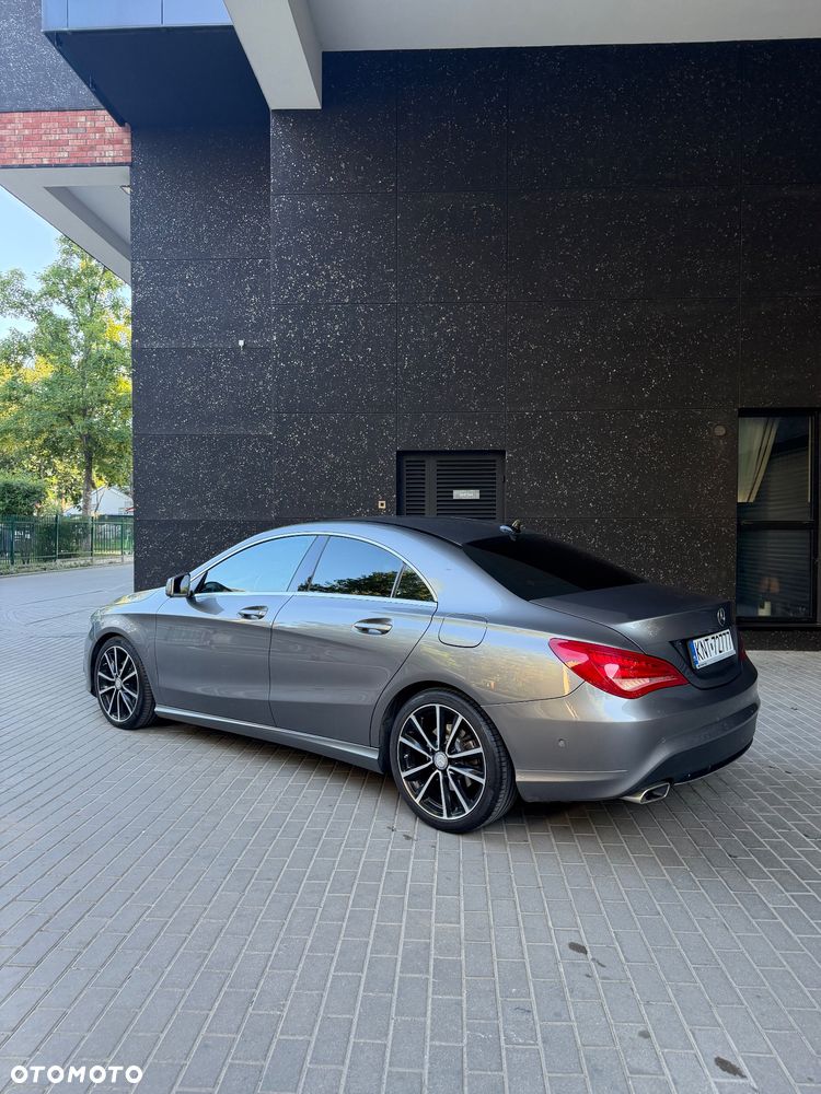 Mercedes-Benz CLA 220 d 4Matic 7G-DCT - 3