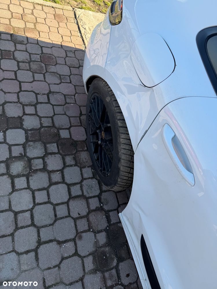 Porsche Macan GTS - 22