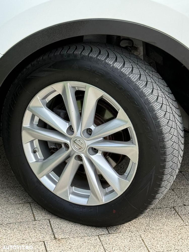 Nissan Qashqai 1.5 DCI N-Connecta - 22