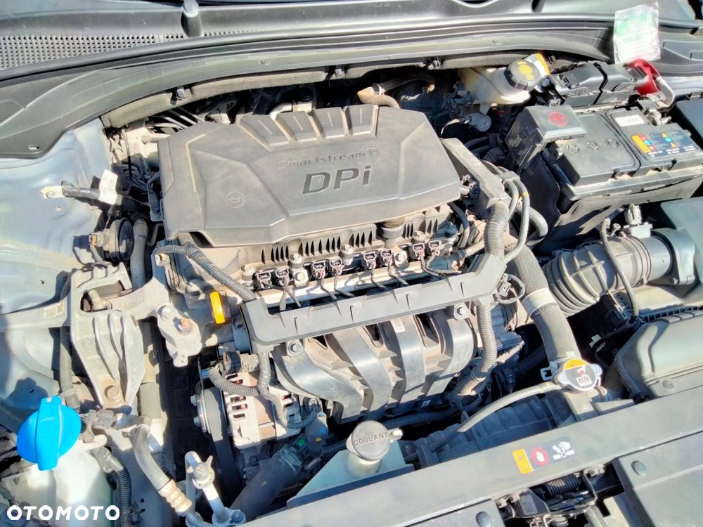 Hyundai i30 1.5 DPI Classic + - 21