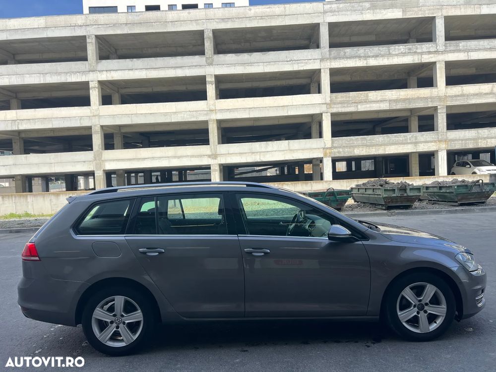 Volkswagen Golf 1.6 TDI (BlueMotion Technology) DSG Comfortline - 9