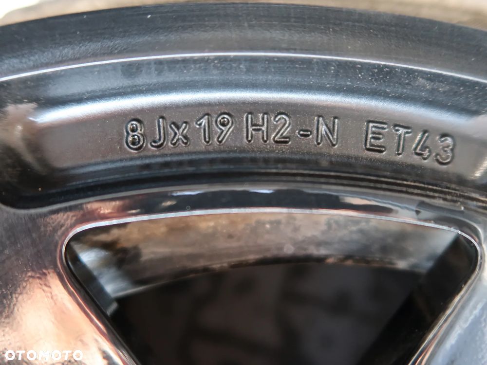 269 Felga Aluminiowa Mercedes A2134016500 8x19et43 - 3