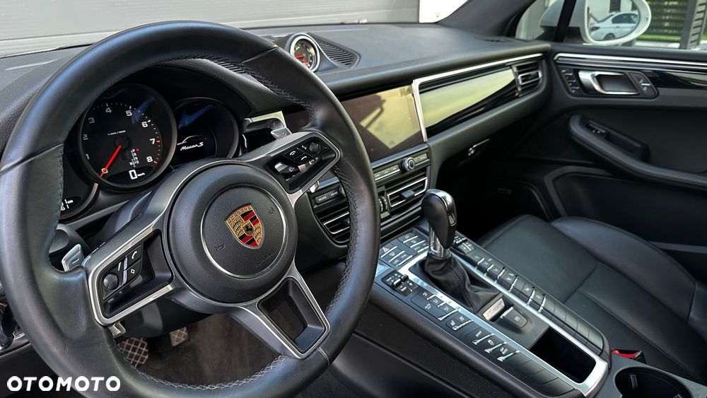 Porsche Macan - 26