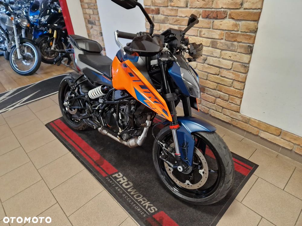 KTM Duke 125 - 25