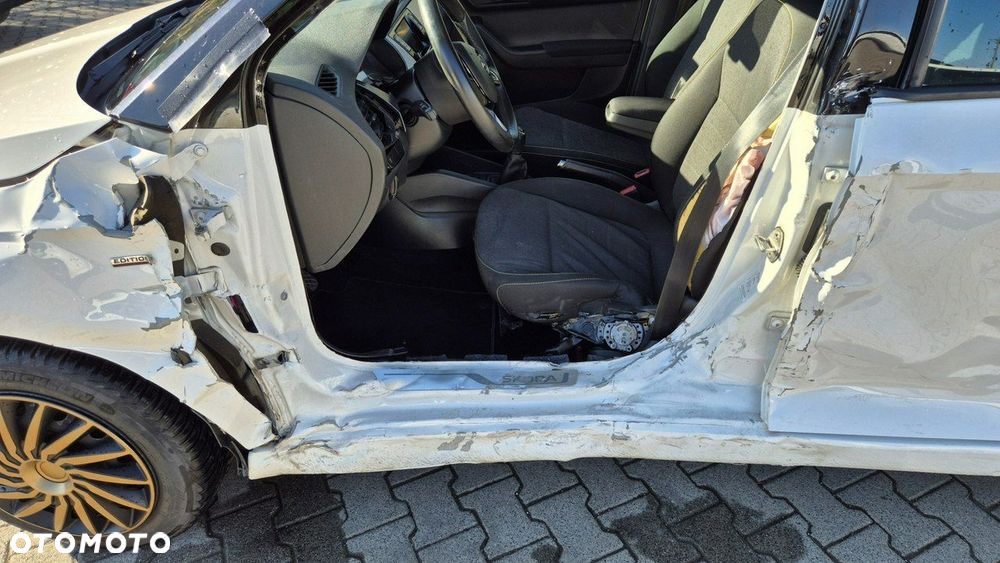 Skoda Fabia 1.0 TSI Style - 16