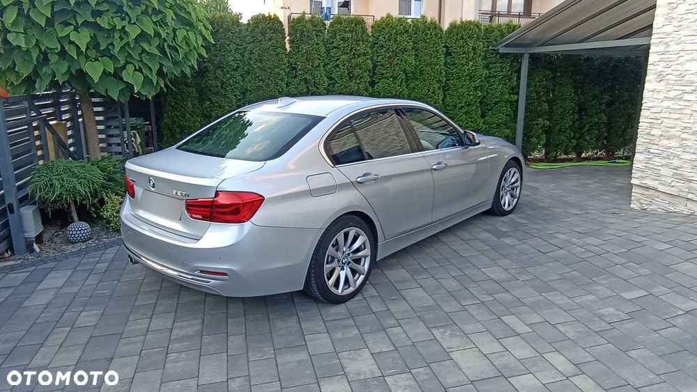 BMW Seria 3 328i xDrive Luxury Line - 3